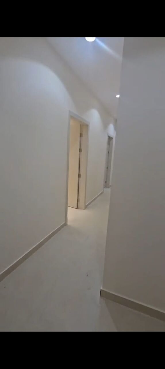 Al Rawdah, Apartments, Flats, Houses & Villas, SAR 50000/year,  4 BR,  Family Apartment First Floor With Large AC Kitchen Installed Well Located House