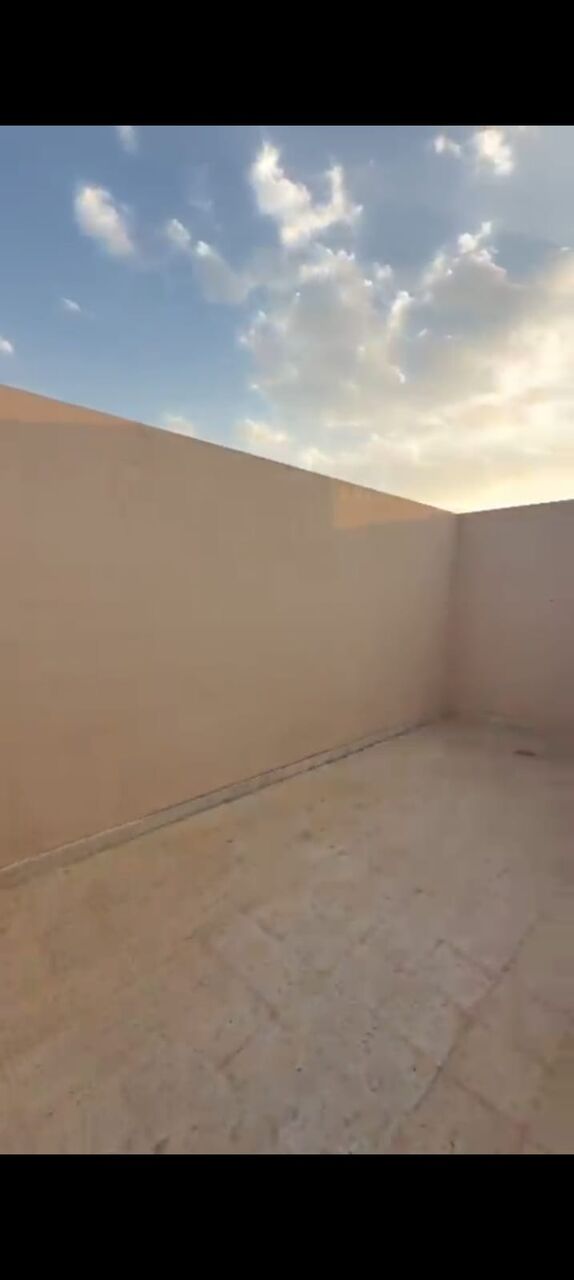 Al Rawdah, Apartments, Flats, Houses & Villas, SAR 35000/year,  3 BR,  Family Apartment 2nd Floor With Staris Large 3 Beadrooms Ac Kitchen Installed By Owner