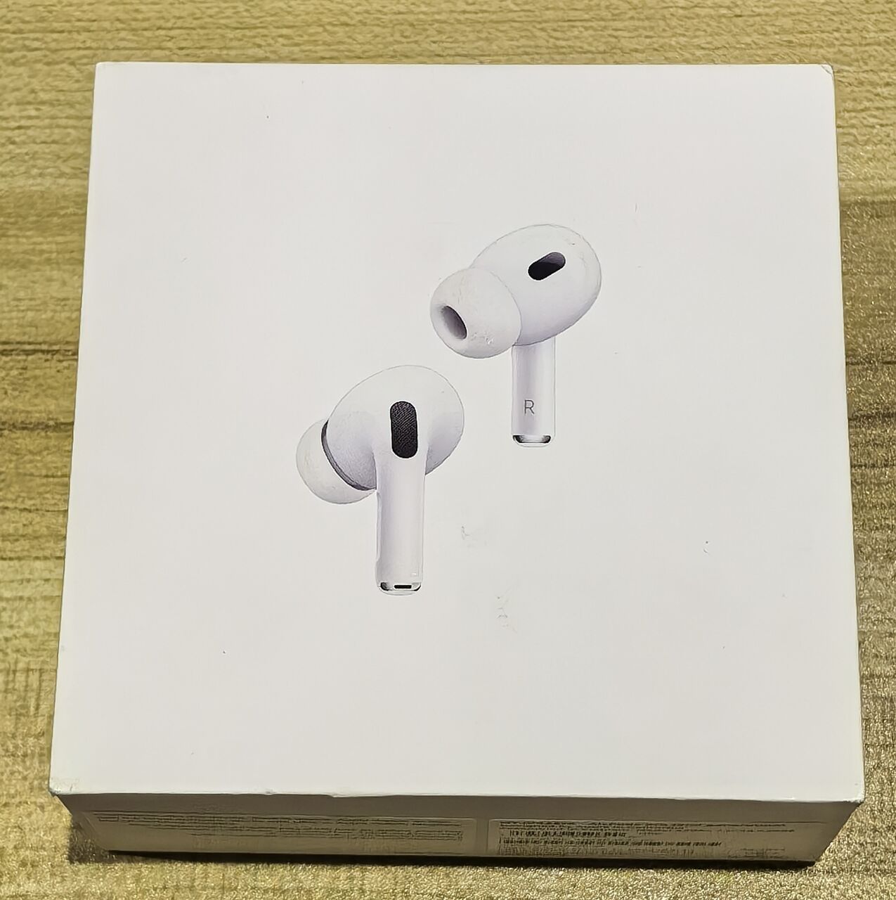 Riyadh, Mobile Phones, SAR 400,  Apple AirPods Pro (2nd Gen) - Complete With Box