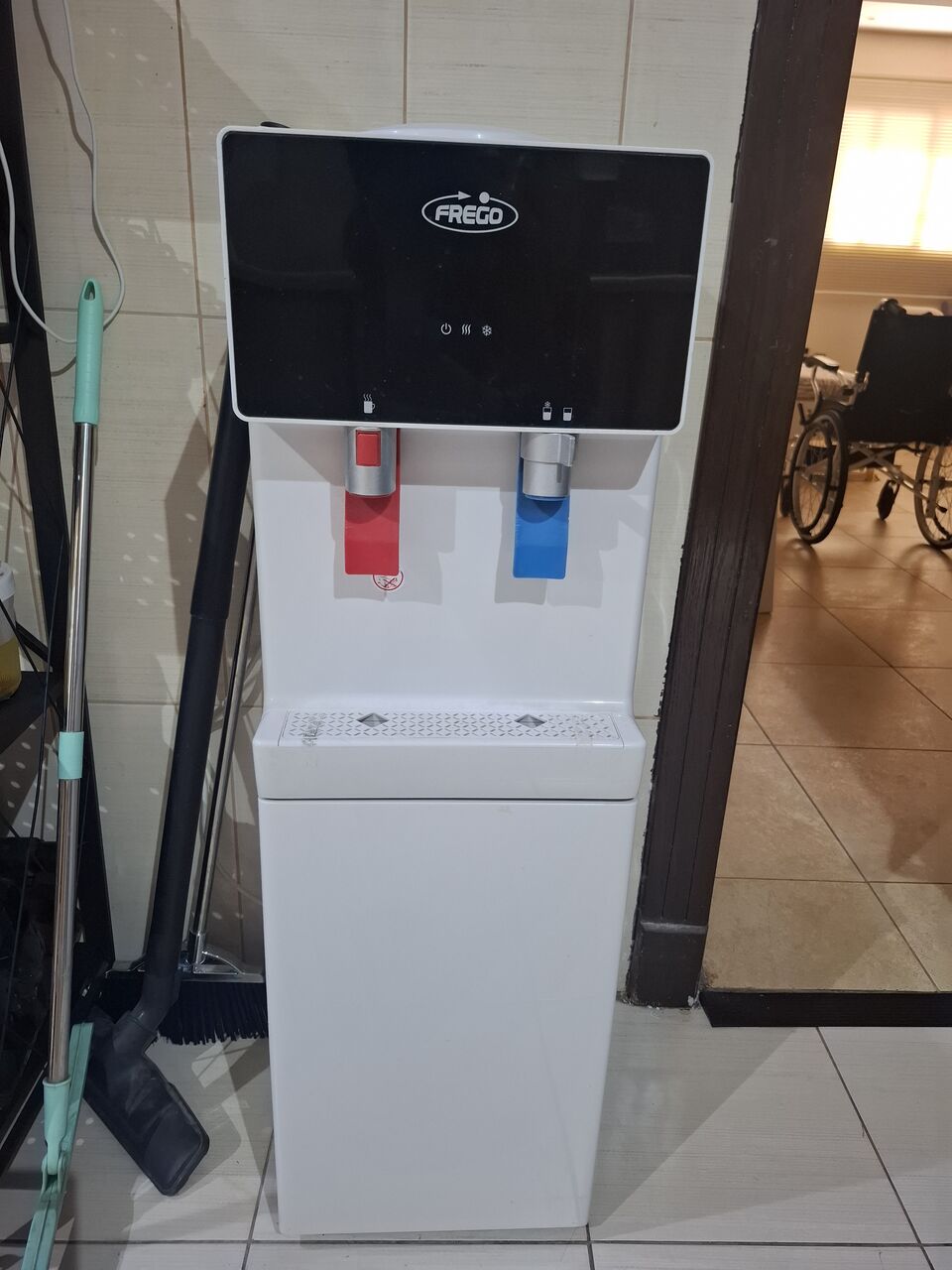 Riyadh, Appliances, SAR 220,  Frego Water Dispenser - Hot And Cold With Child Lock