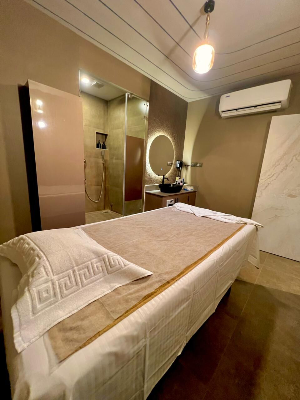 Mumbai, Health, Auric Spa Hosa Road, Bengaluru