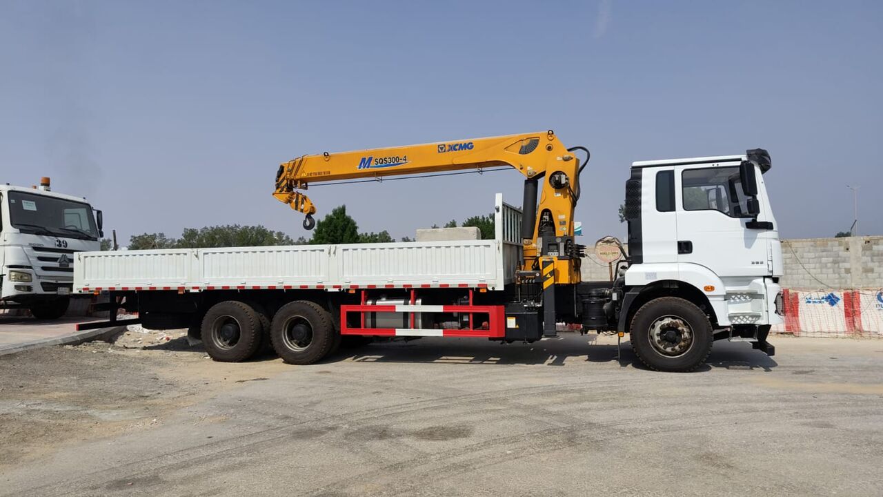 Dammam, Heavy Equipment, SAR 355500,  Shacman H3000 6x4 BOOM TRUCK - 12 Ton - 2027 - Cummins E/ EU-5/ABS