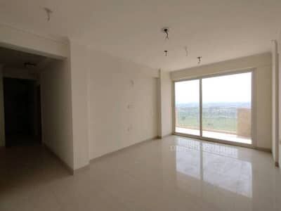 Gurgaon, Farm & Garden, INR 100000000,  Search A 3 BHK Semi-Furnished Flat For Rent In Mayur Vihar