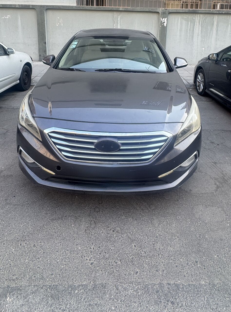 Dammam, Vehicles, Cars & Trucks , SAR 250000,  Hyundai Sonata,  2016,  Automatic,  300000 KM,  Standard, 4 Cylinder, 2.0 Engine.
