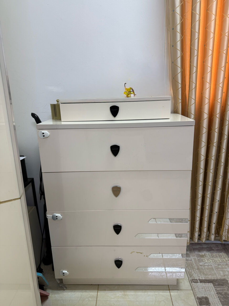 Riyadh, Furniture, SAR 1200,  Bed Room Set Available For Sale