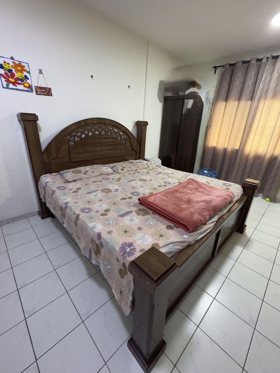 Khobar, Furniture, SAR 500,  King Size Bed+2 Wardrobe