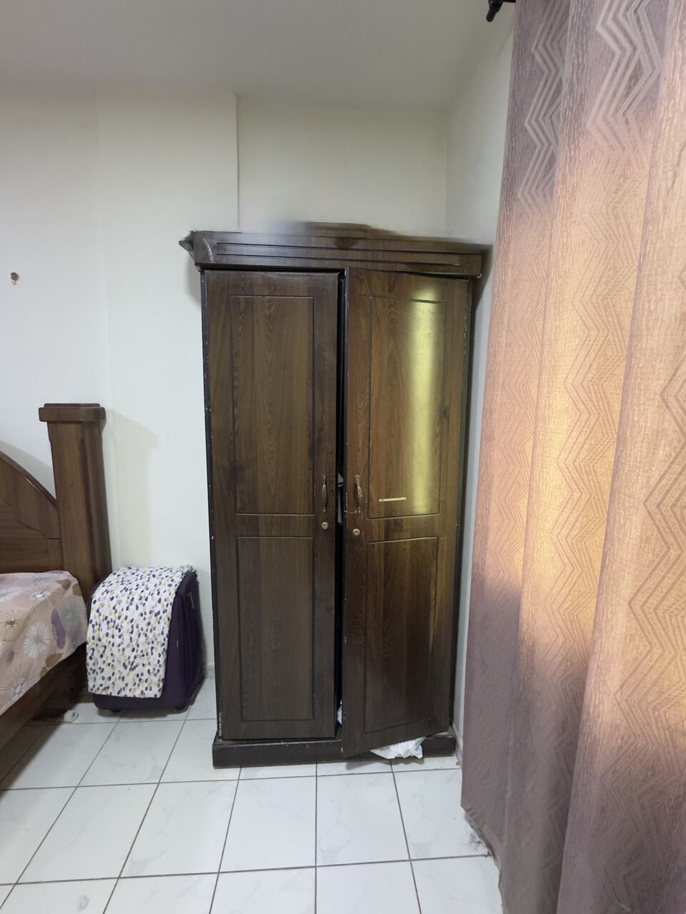 Khobar, Furniture, SAR 500,  King Size Bed+2 Wardrobe