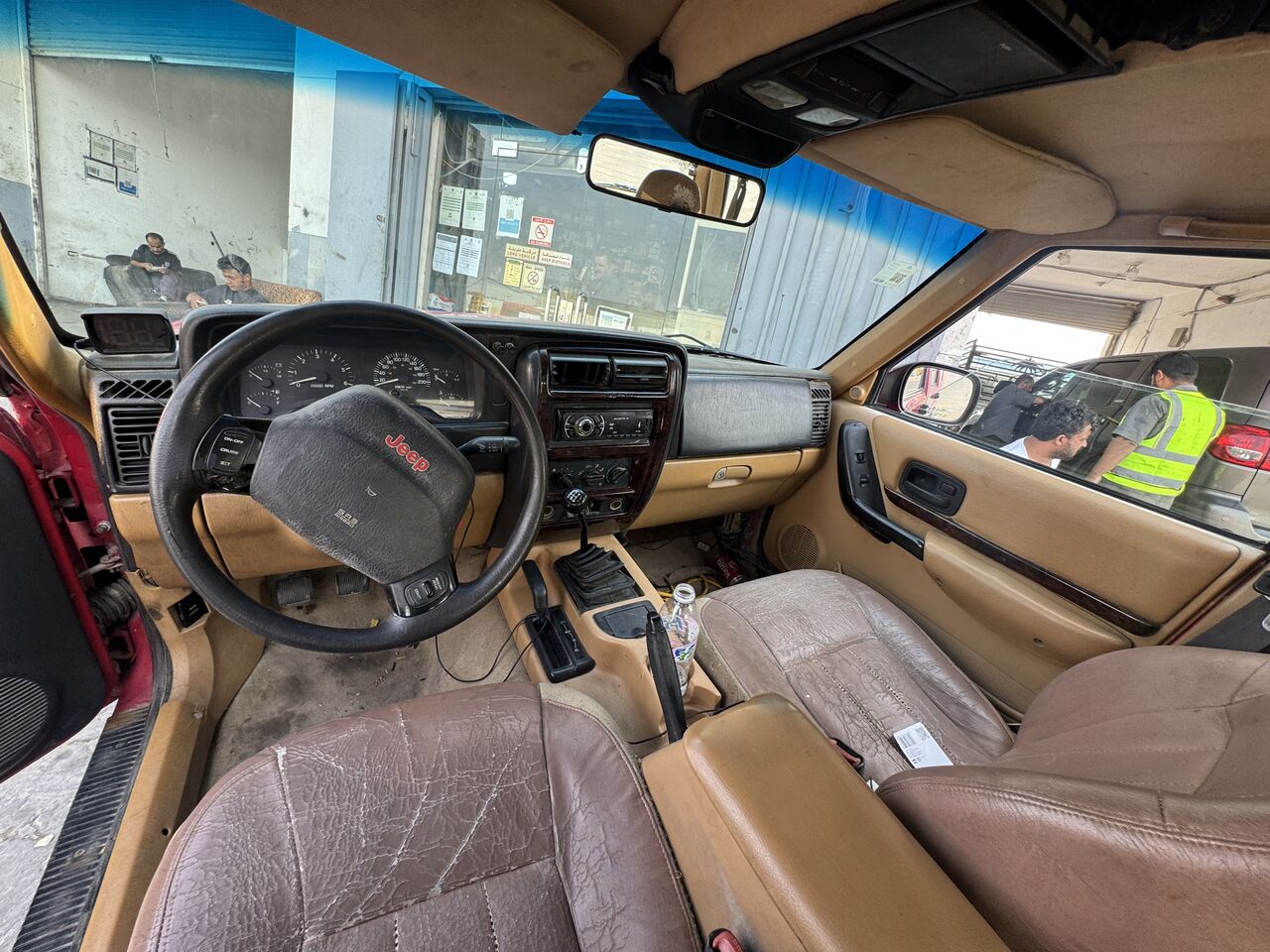 Dammam, Vehicles, Cars & Trucks , SAR 13000,  Jeep Cherokee,  1998,  Manual,  400000 KM,    For Sale