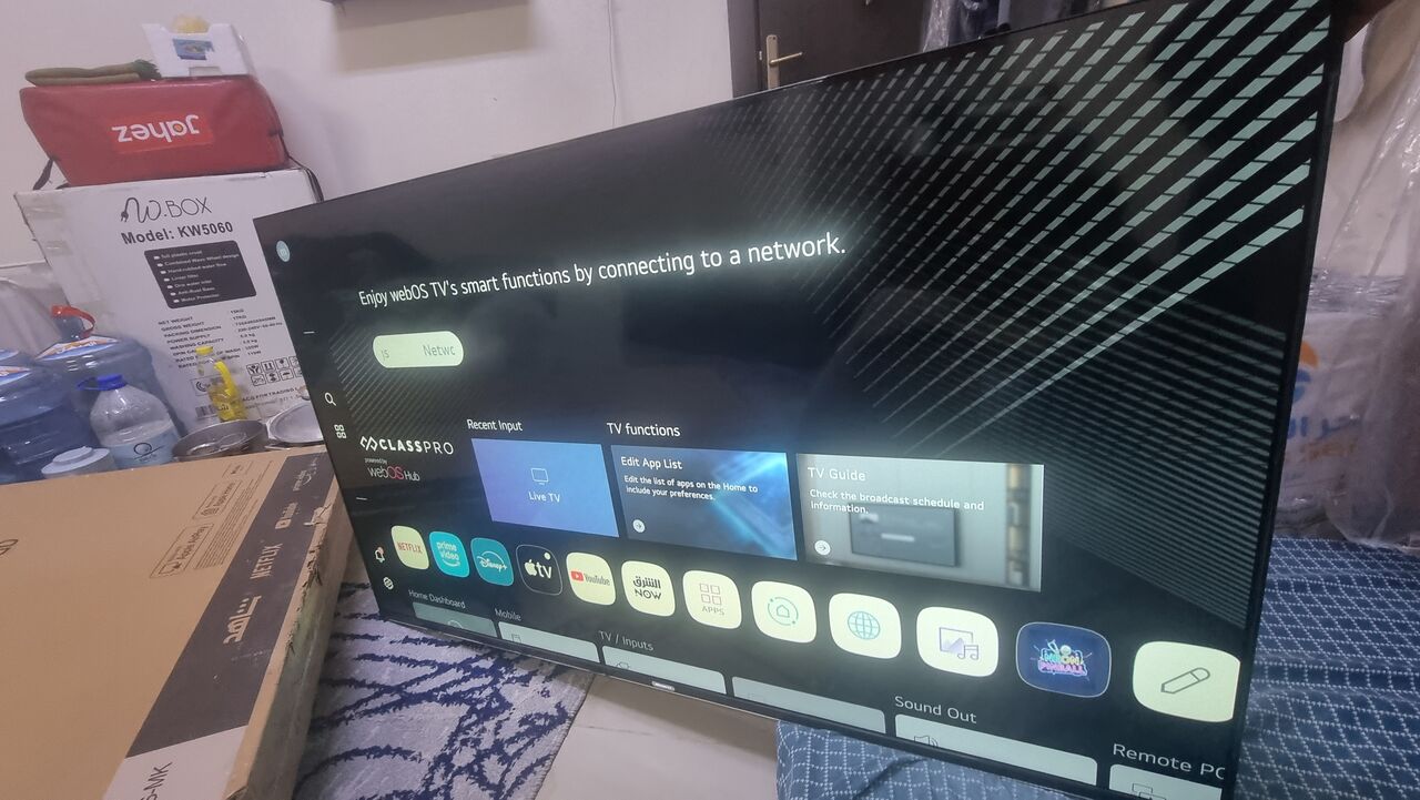Riyadh, Household Items, SAR 950,  CLASSIC PRO 58" TV (WEB OS)