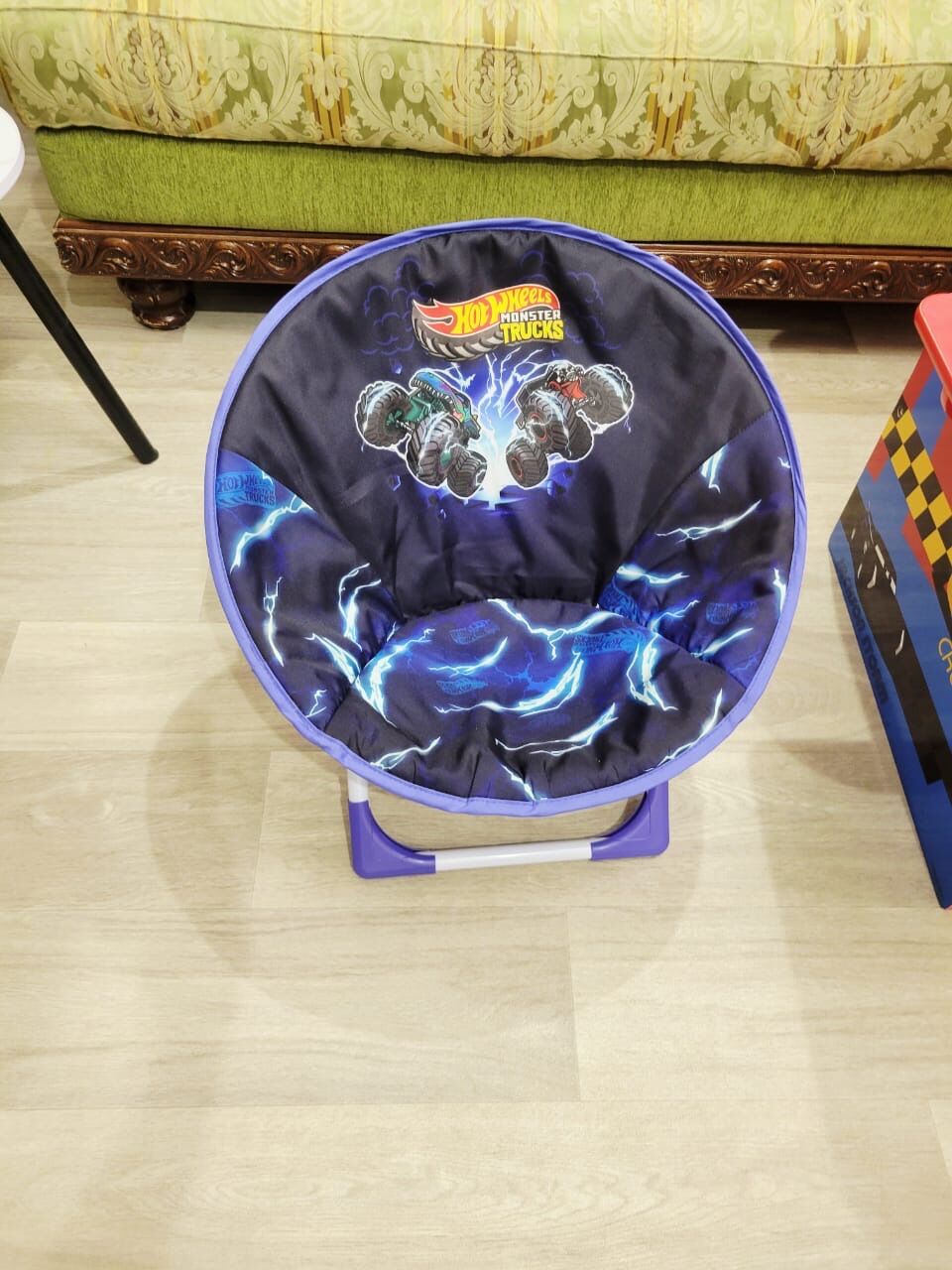 Jubail, Furniture, SAR 80,  Kids Mannequin And Hot Wheels Chairs (Homcenter)