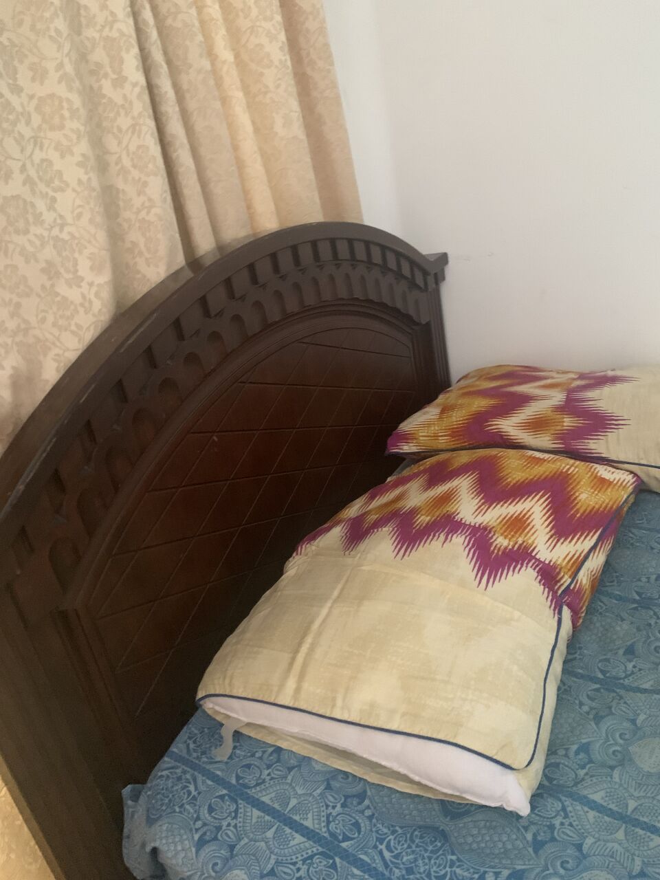 Al Khobar Al Shamalia, Furniture, SAR 500,  Queen Size Wooden Cot With Mattress