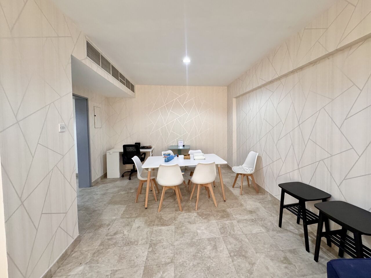Al Raffa, Rooms for Rent, AED 3600/month,  Furnished,  Room For Rent For Family
