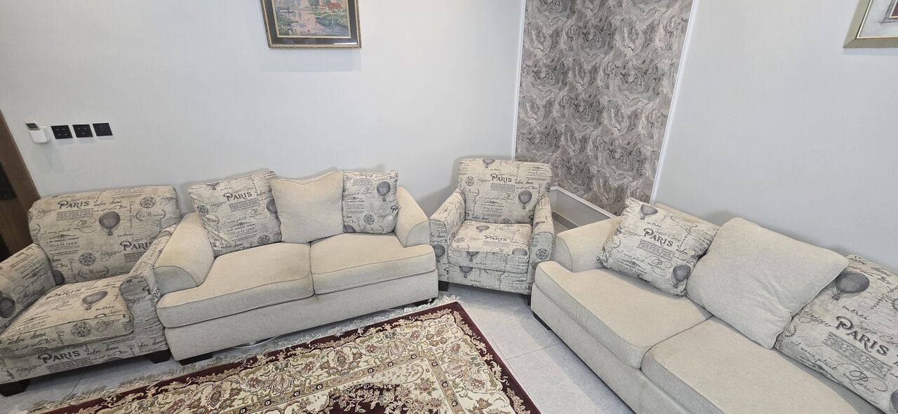 Jeddah, Furniture, SAR 2500,  American 7-Seater Sofa Set 4 Pieces