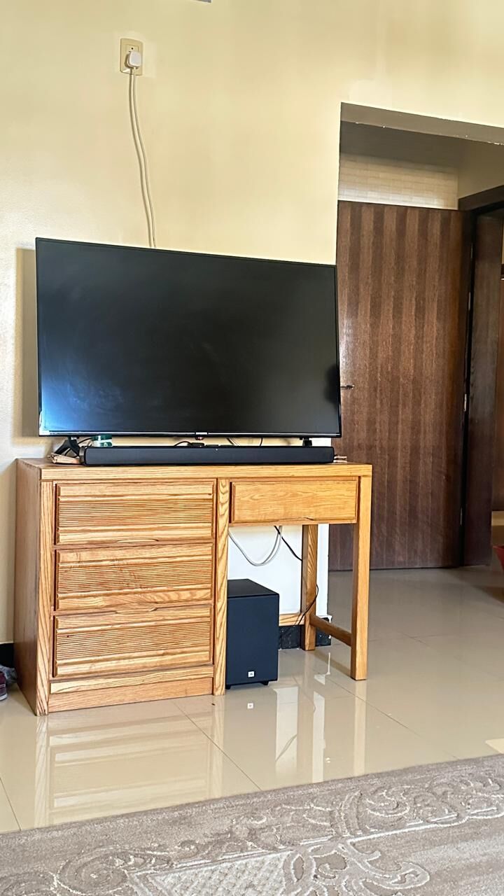 Al Adama, Furniture, Good Condition Sofas, , King Size , Queen Size Bed , Cabinets , Fridge , Tv , Washng M