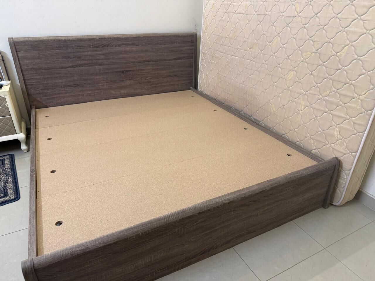 Riyadh, Furniture, SAR 800,  Homebox Sofa,  & Homecentre King Size Bed (Matress Free)
