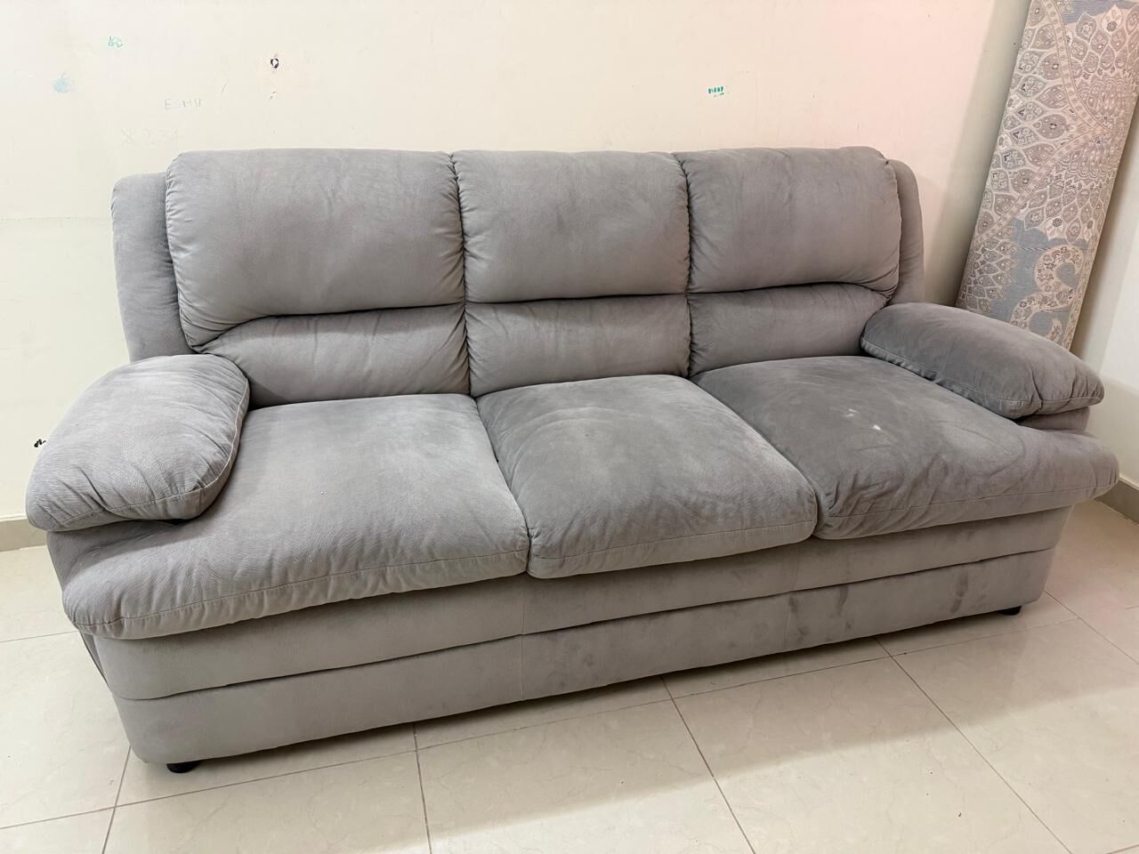Riyadh, Furniture, SAR 800,  Homebox Sofa,  & Homecentre King Size Bed (Matress Free)