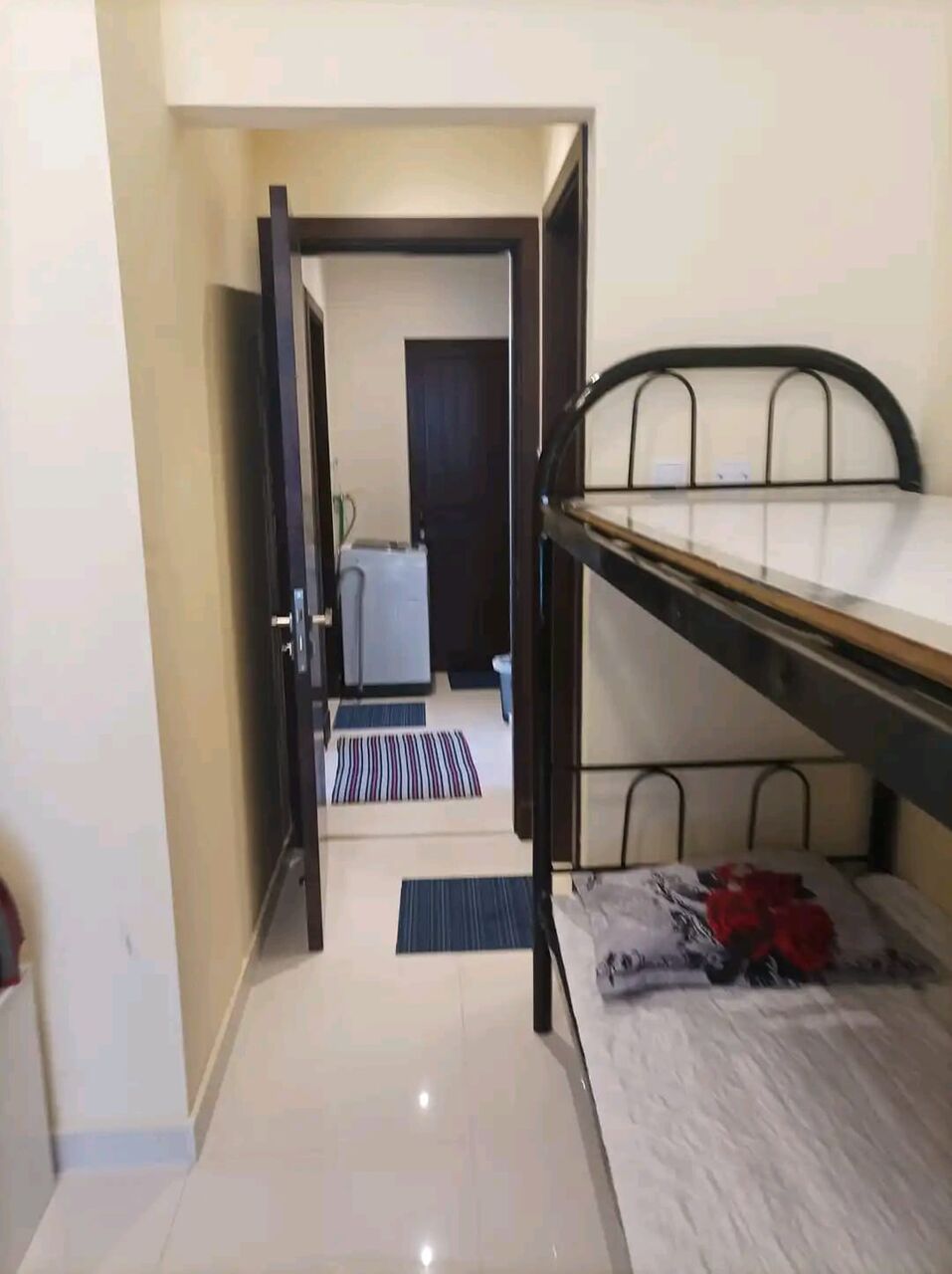 Dubai, Bedspace For Rent, AED 500/month,  Comfortable Bed Space Available Near Abu Baker Metro Station
