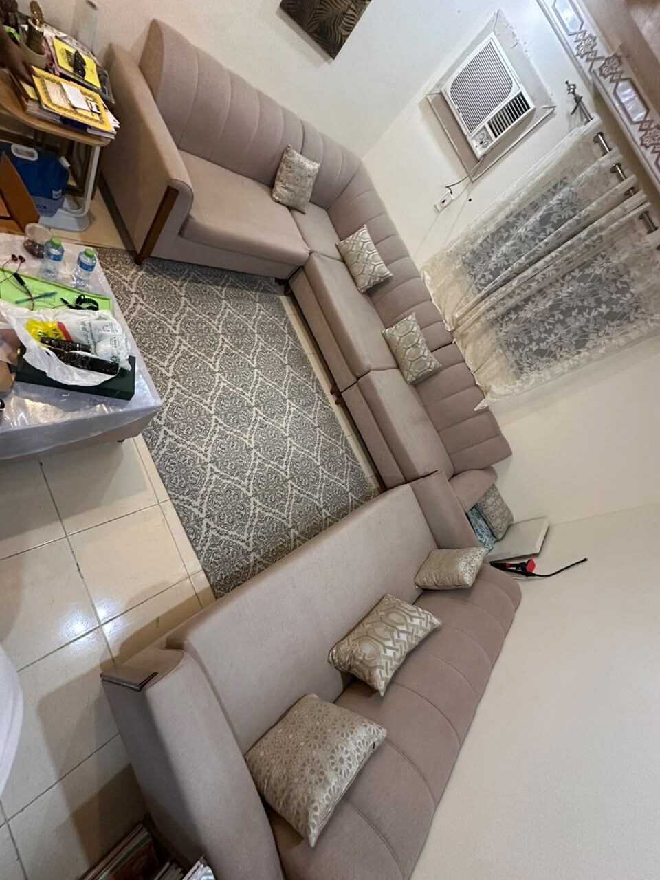 Jeddah, Furniture, SAR 1600,  Sofa With Coffee Table