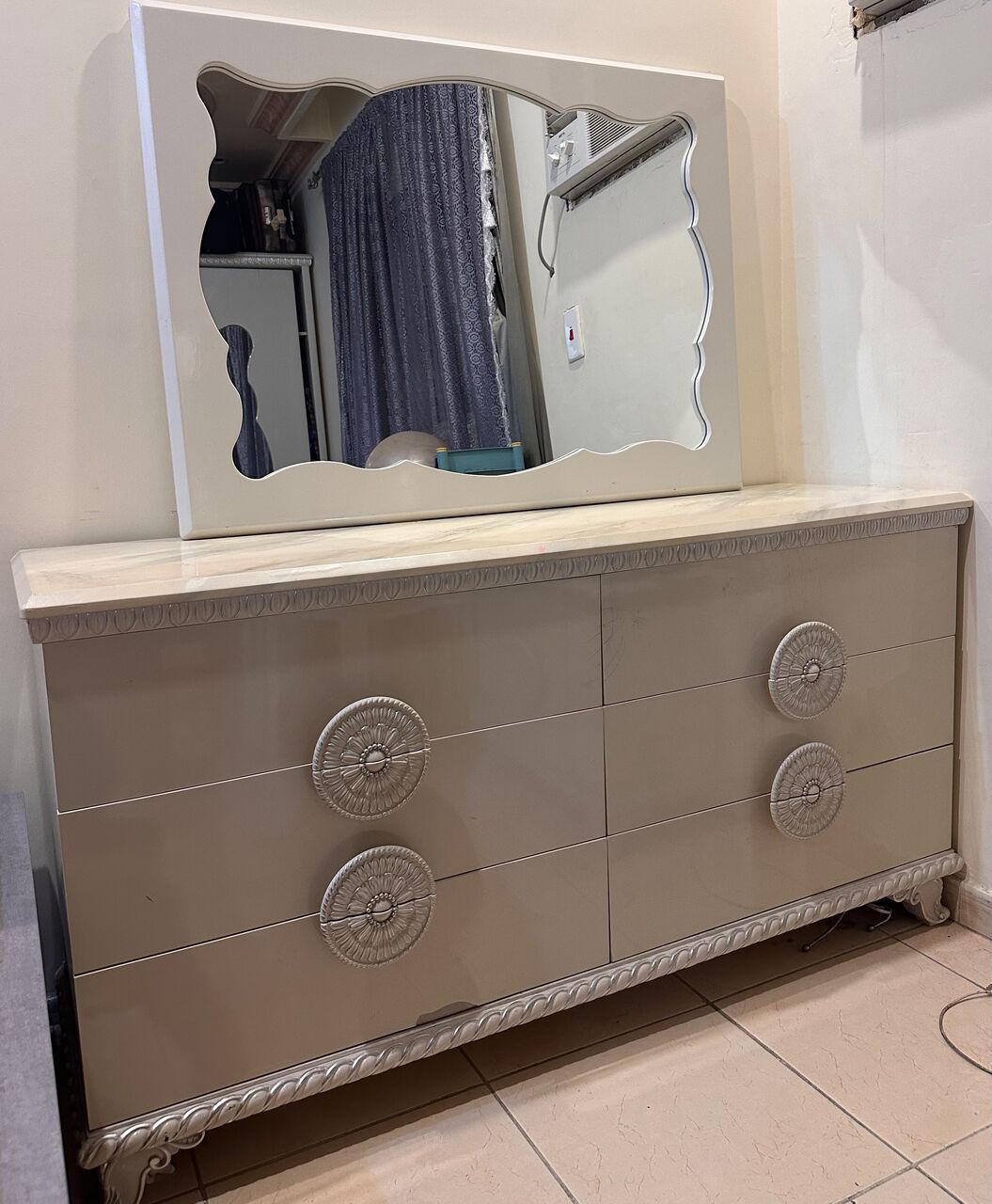 Jeddah, Furniture, SAR 4000,  Bedroom Set, Bed Set