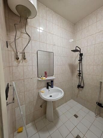 Al Muruj, Rooms for Rent, Furnished,  1 BR,  One Room Available In A 2 Bedroom Apartment In Al-Muruj (very Close To Metro 300meters)