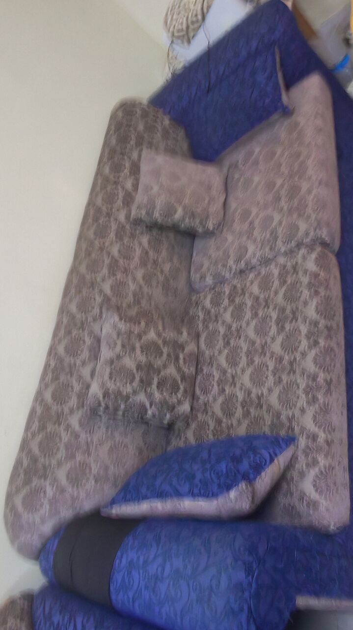 Al Khobar Al Shamalia, Furniture, SAR 800,  6 Seater Sofa (3 Seater Each X 2)