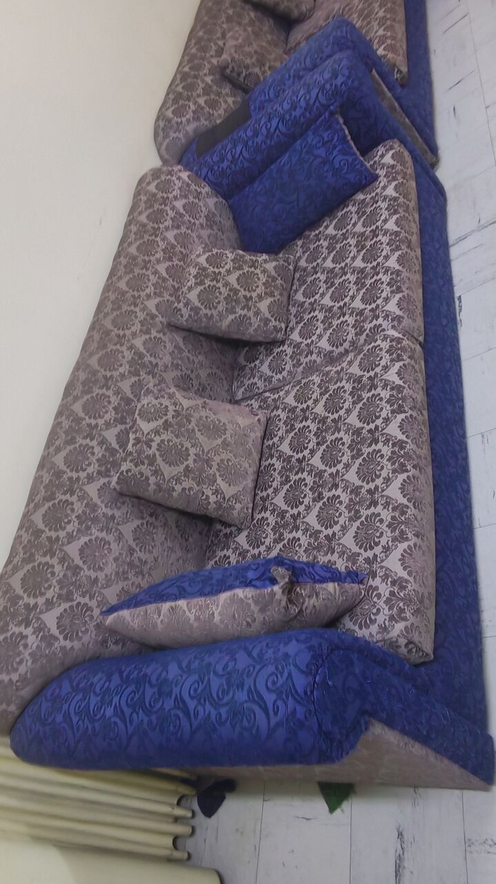Al Khobar Al Shamalia, Furniture, SAR 800,  6 Seater Sofa (3 Seater Each X 2)
