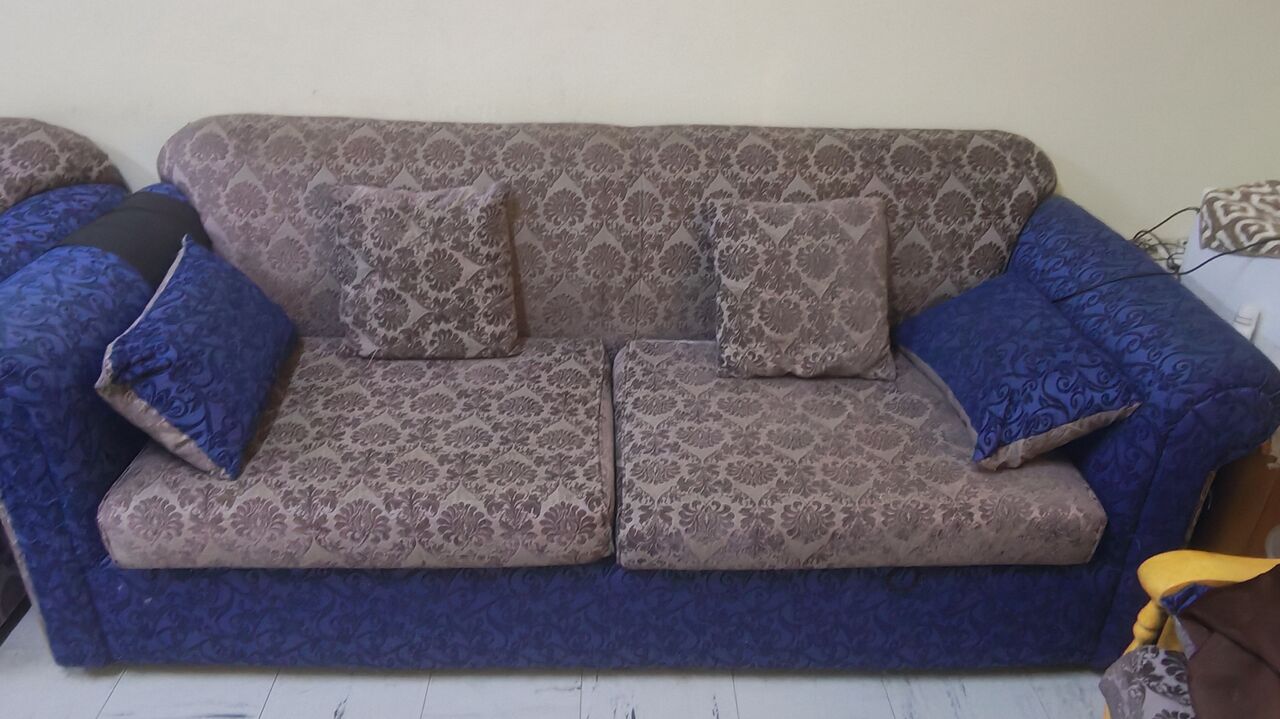 Al Khobar Al Shamalia, Furniture, SAR 800,  6 Seater Sofa (3 Seater Each X 2)