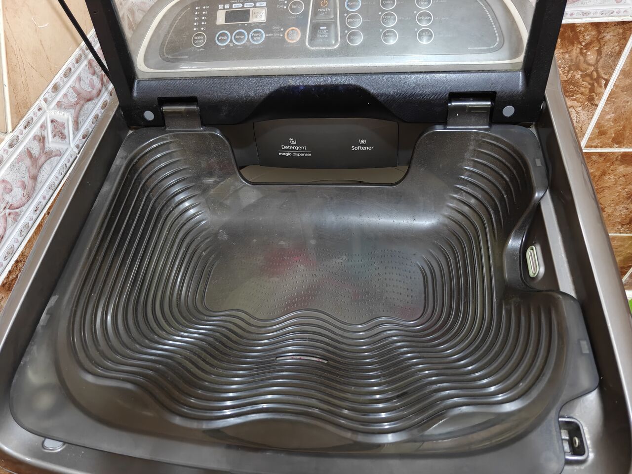 Al Baghdadyiah Al Gharbyia, Electronics, SAR 900,  Lg Washing Machine 14kg Fully Automatic