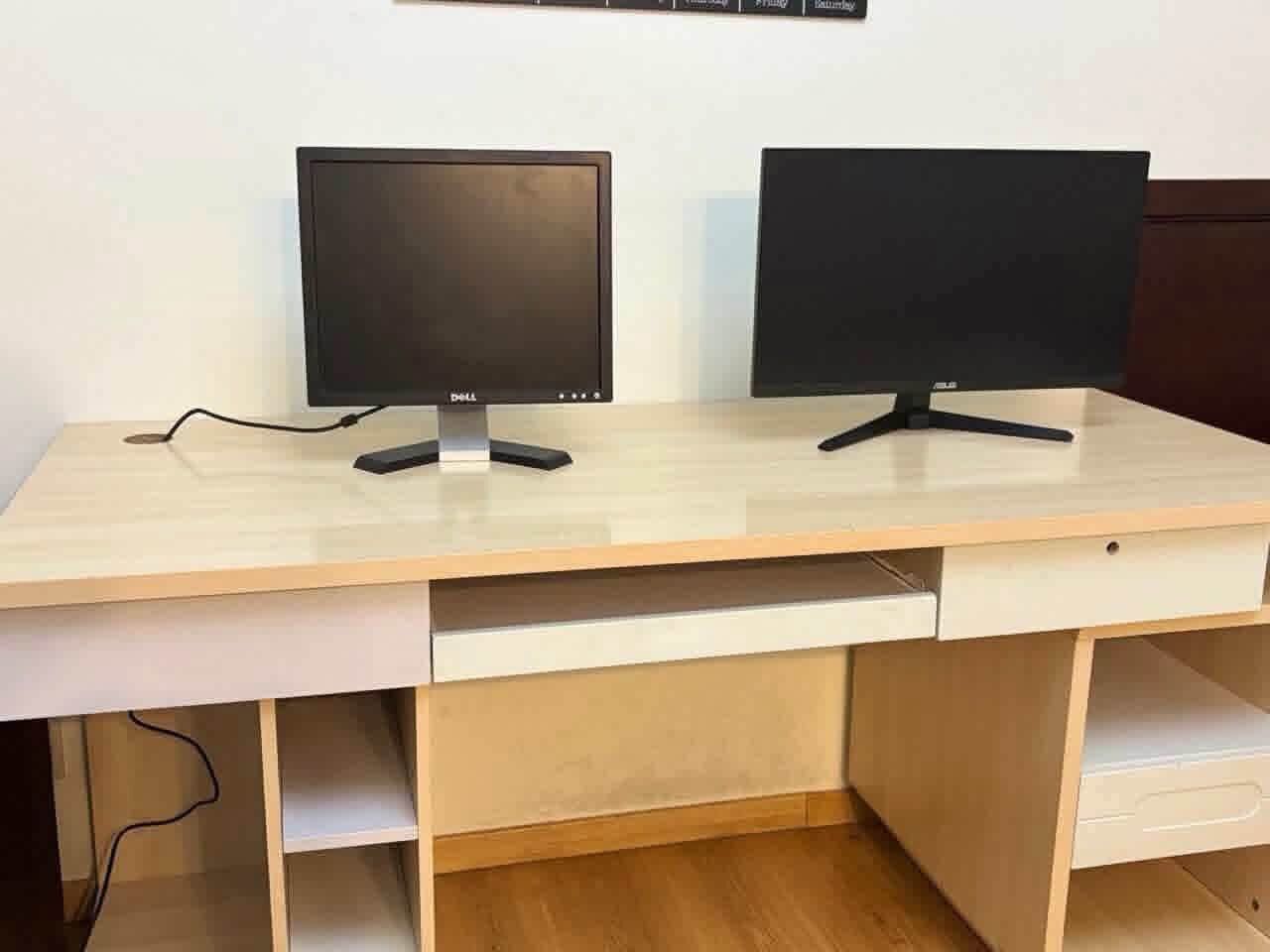 Khobar, Furniture, Study Table And 2 Computer Monitors For SALE!