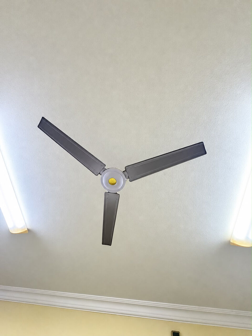 Dammam, Electronics, SAR 50,  Ceiling Fan For Sale