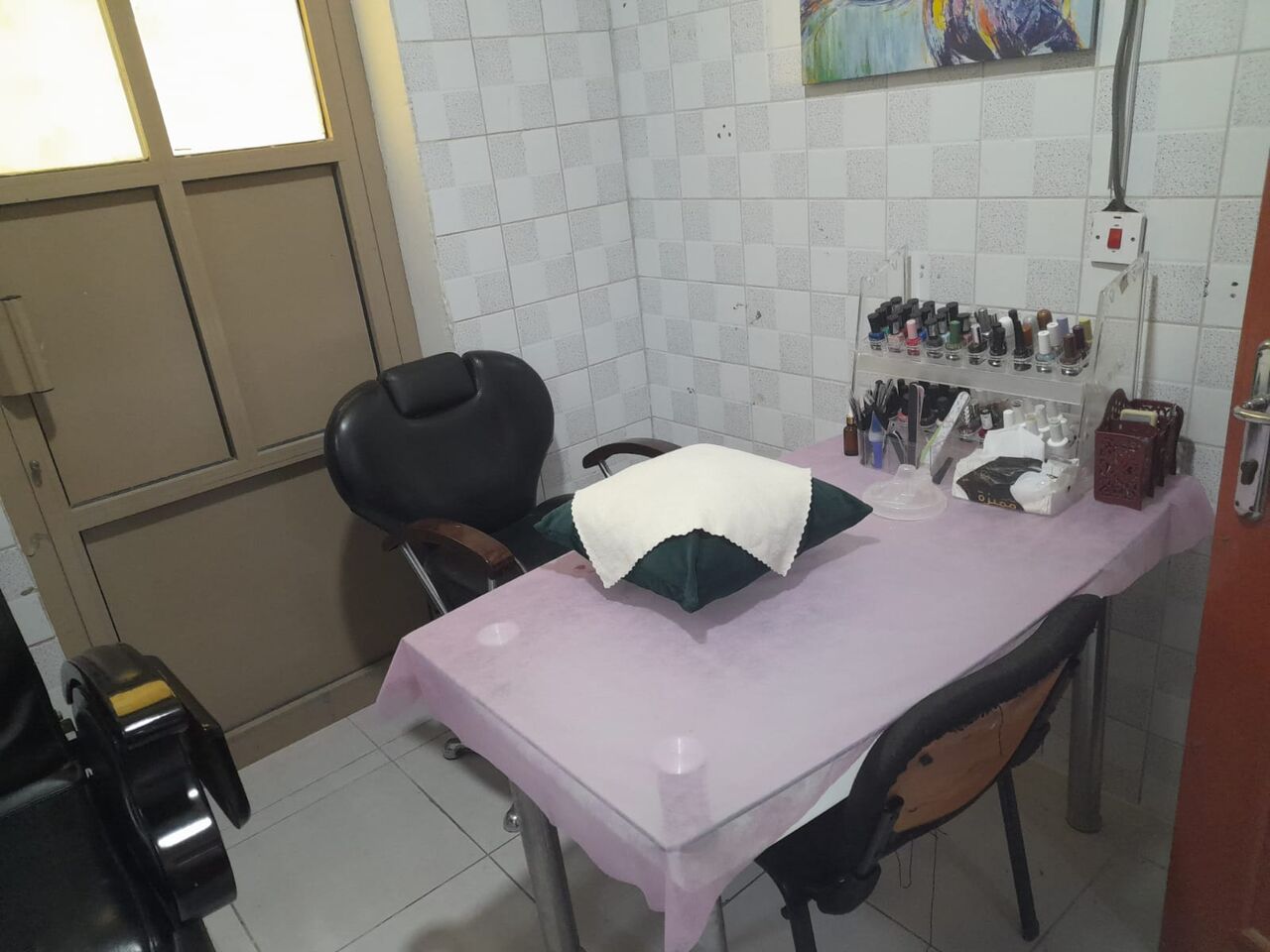 Jid Ali, Businesses For Sale, BHD 2500,  Ladies Saloon And Spa For Sale With BPC