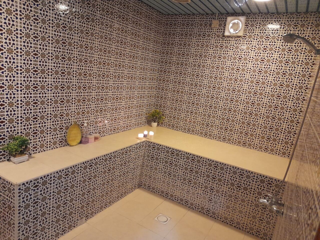 Jid Ali, Businesses For Sale, BHD 2500,  Ladies Saloon And Spa For Sale With BPC