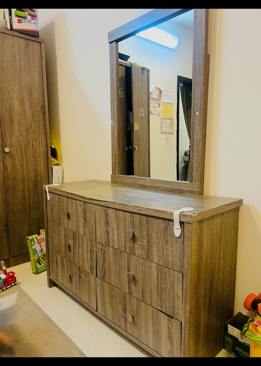 Riyadh, Furniture, SAR 500,  Bedset In Good Condition