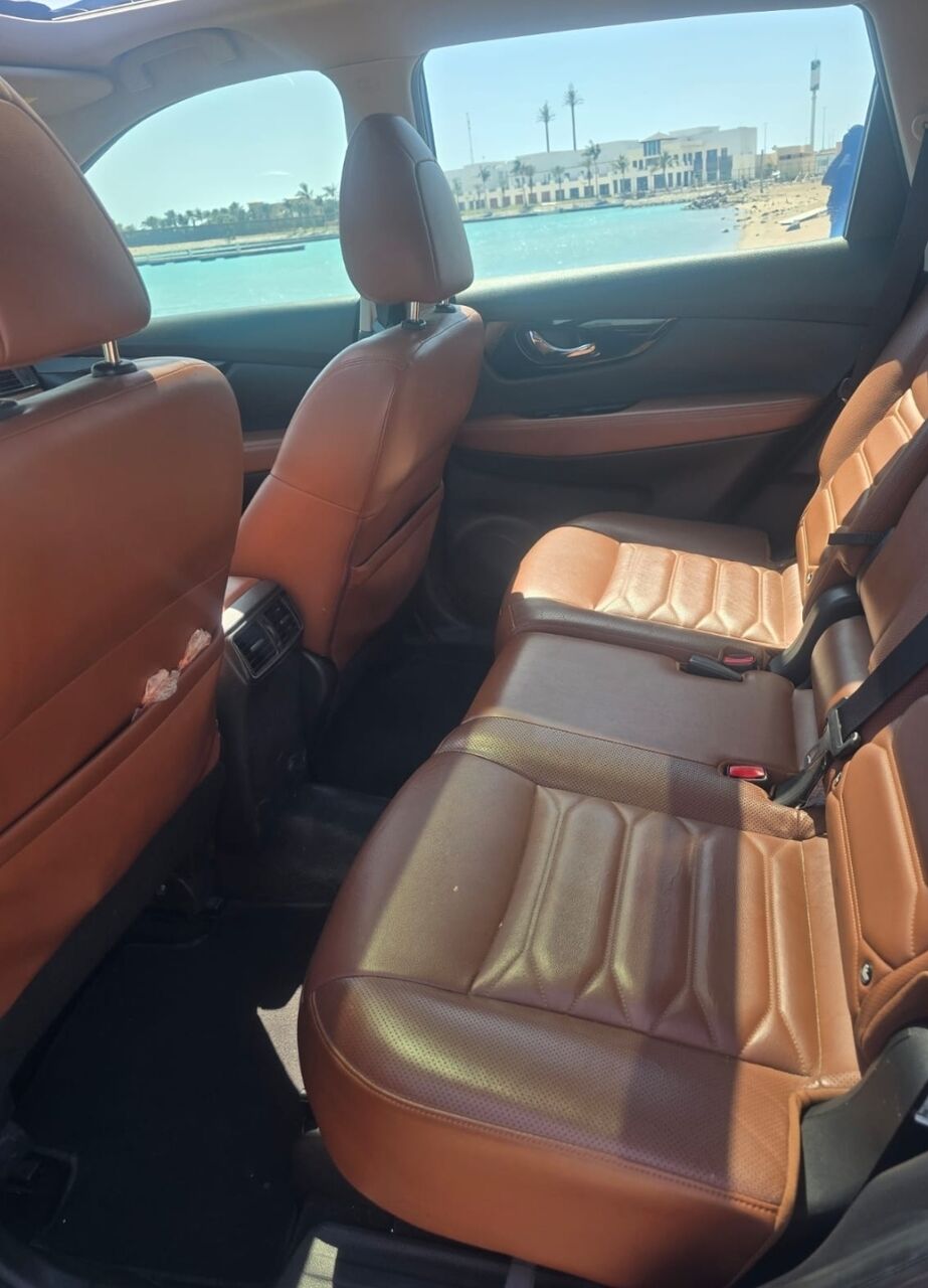Al Baghdadyiah Al Gharbyia, Vehicles, Cars & Trucks , SAR 56000,  Nissan X-Trail,  2020,  Automatic,  121 KM,