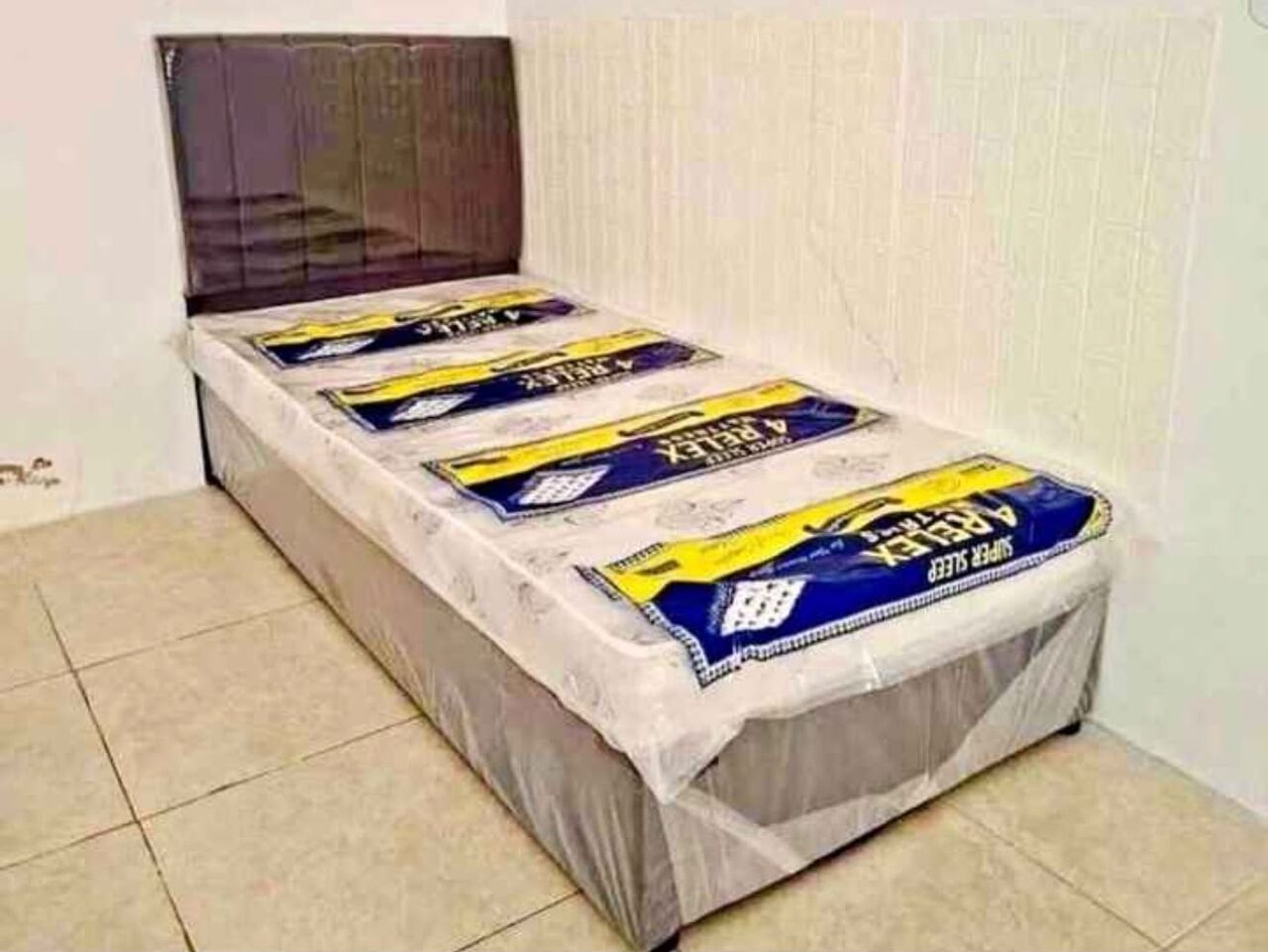 Jeddah, Furniture, SAR 5,  All Kinds Of Single Bed Medium Bed And Double Bed Available