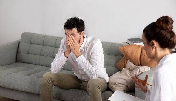 Mumbai, Health, Panic Attack Treatment Tips For Finding The Right Mental Health Professional