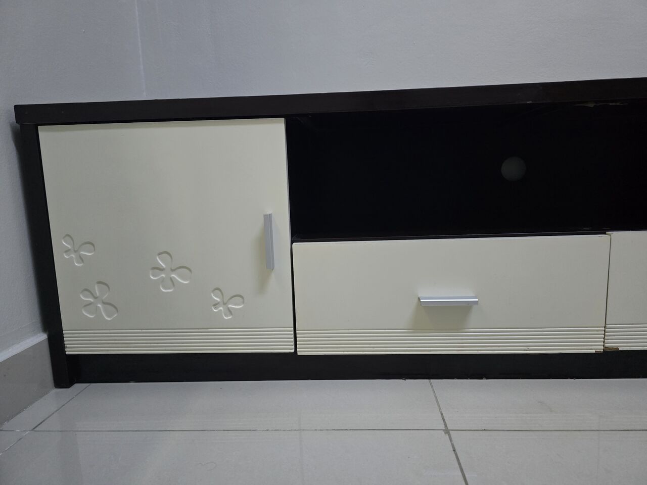 Al Adama, Furniture, SAR 280,  TV Cabinet In Good & Neat Condition For Sale.