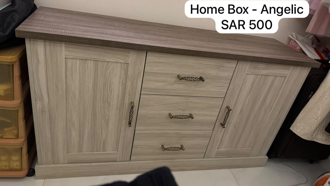 Riyadh, Furniture, SAR 100,  Various Furniture And Appliances For Sale Due To Final Exit