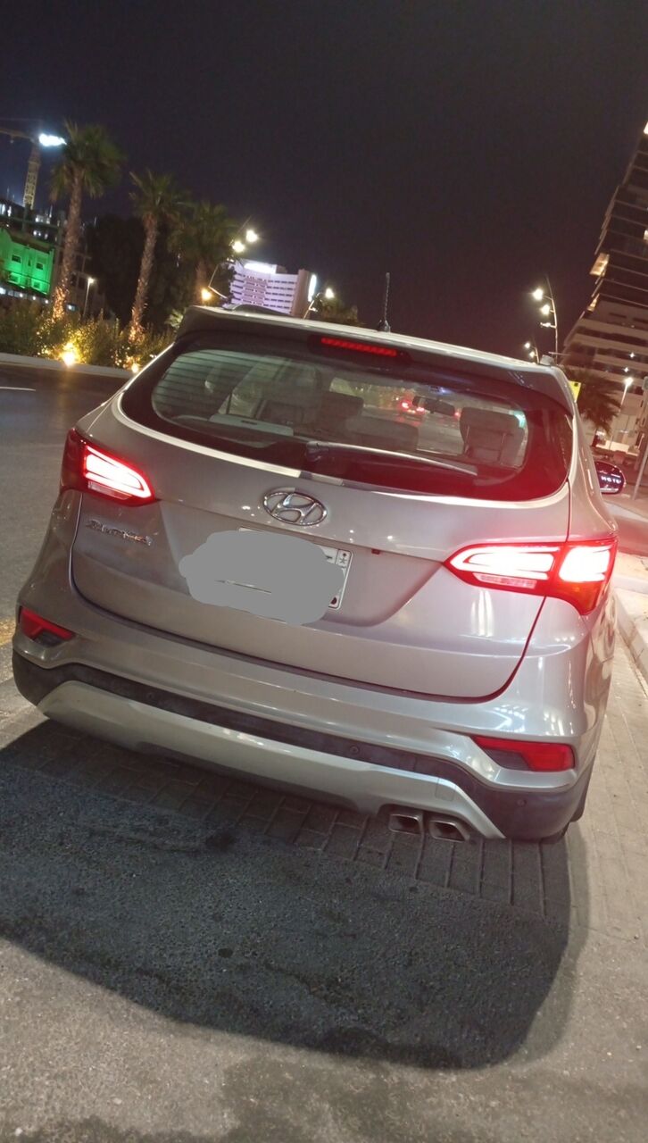Dammam, Vehicles, Cars & Trucks , SAR 32000,  Hyundai Santa Fe 2016 (new Shape),  2016,  Automatic,  350000 KM,  🚘 Hyundai Santa Fe  – New Shape – For Sale  • Model:  • Engine: 2.4L • Mileage: 3