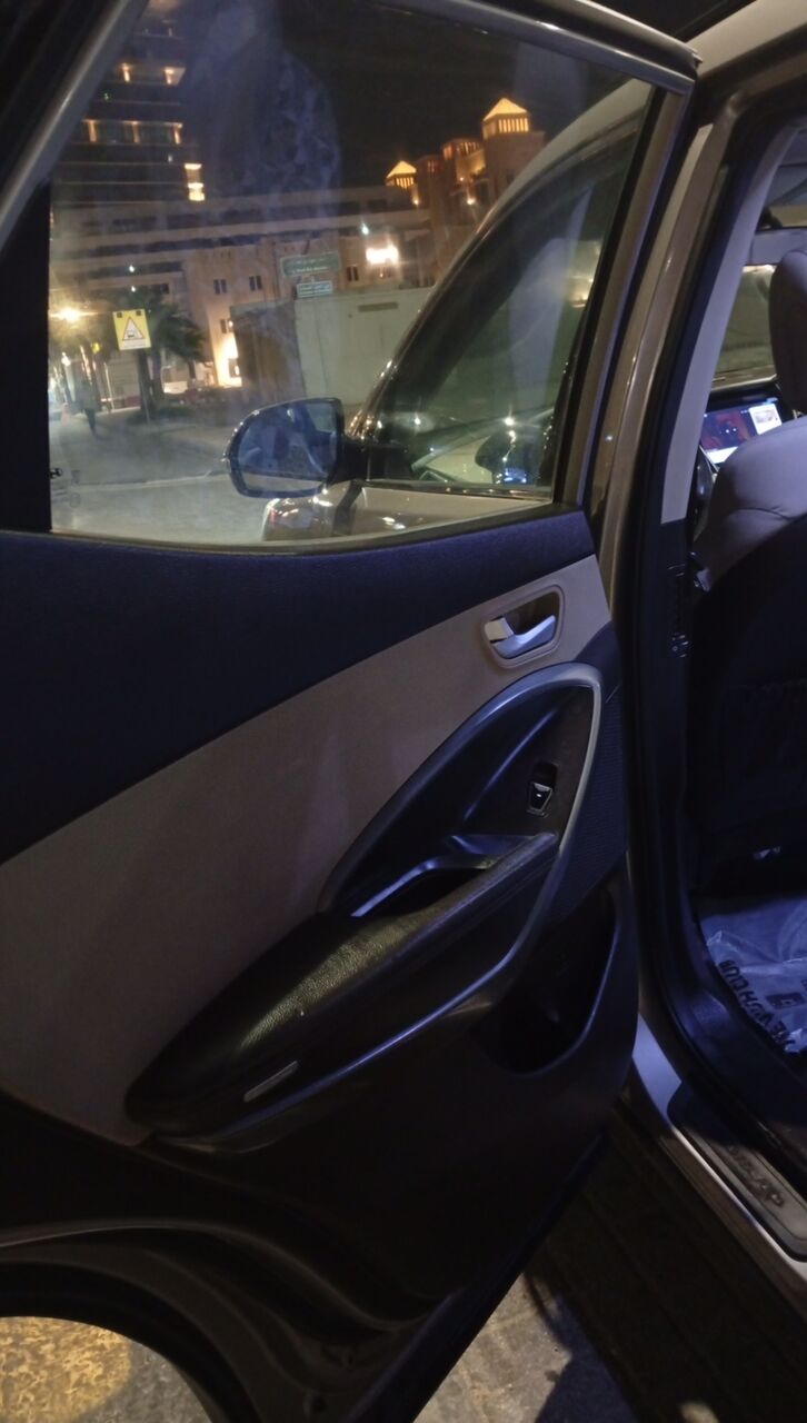 Dammam, Vehicles, Cars & Trucks , SAR 32000,  Hyundai Santa Fe 2016 (new Shape),  2016,  Automatic,  350000 KM,  🚘 Hyundai Santa Fe  – New Shape – For Sale  • Model:  • Engine: 2.4L • Mileage: 3