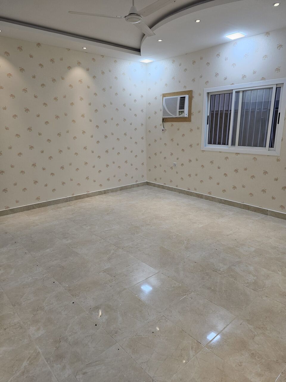 Busaiteen, Apartments, Flats, Houses & Villas, 2 BR,  Flat For Rent In Busaiteen &ndash; Al Sayah | BD 250 All Inclusive (Unlimited Ewa)