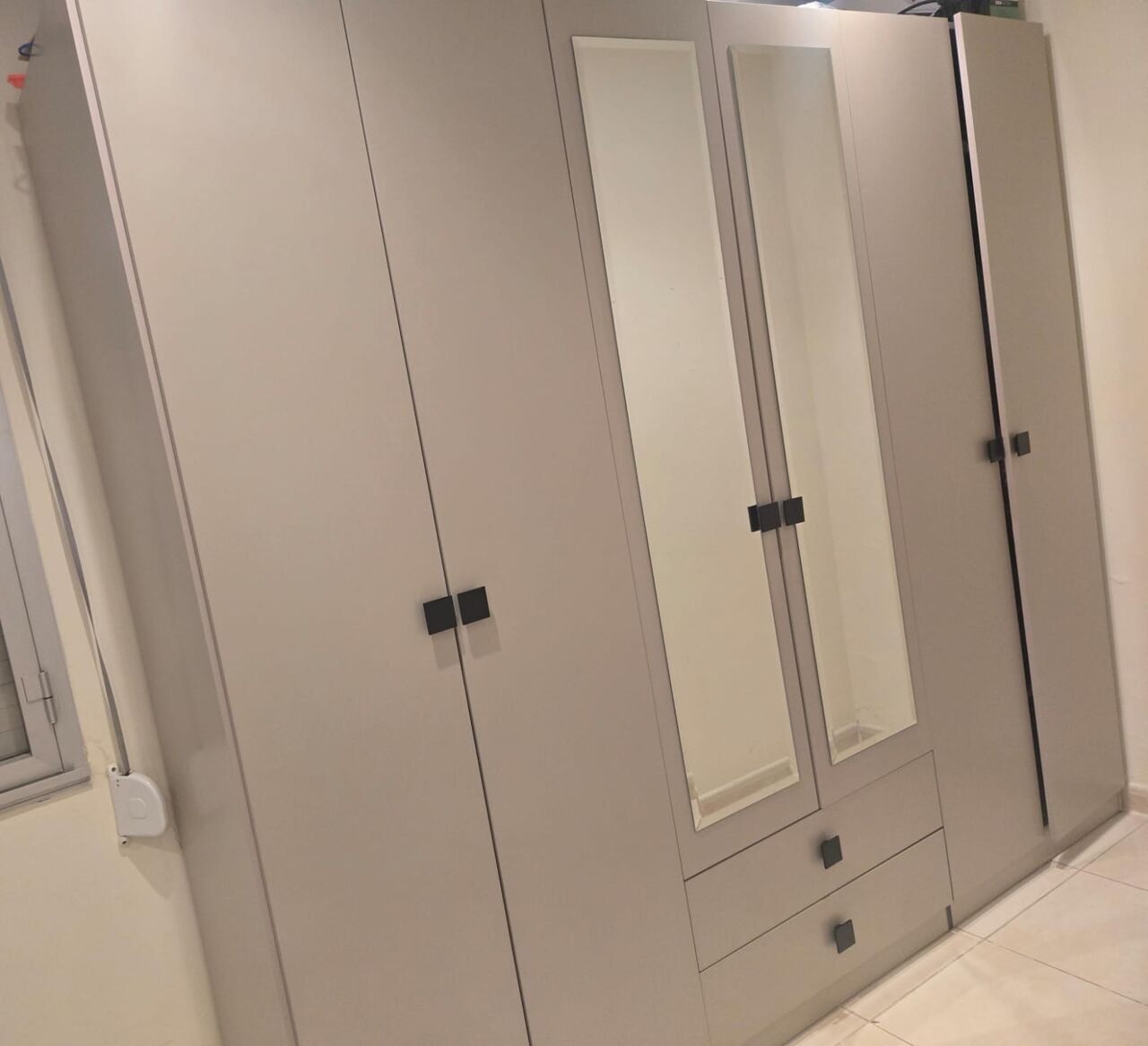 Jeddah, Furniture, SAR 2000,  Spacious Wardrobe For Sale