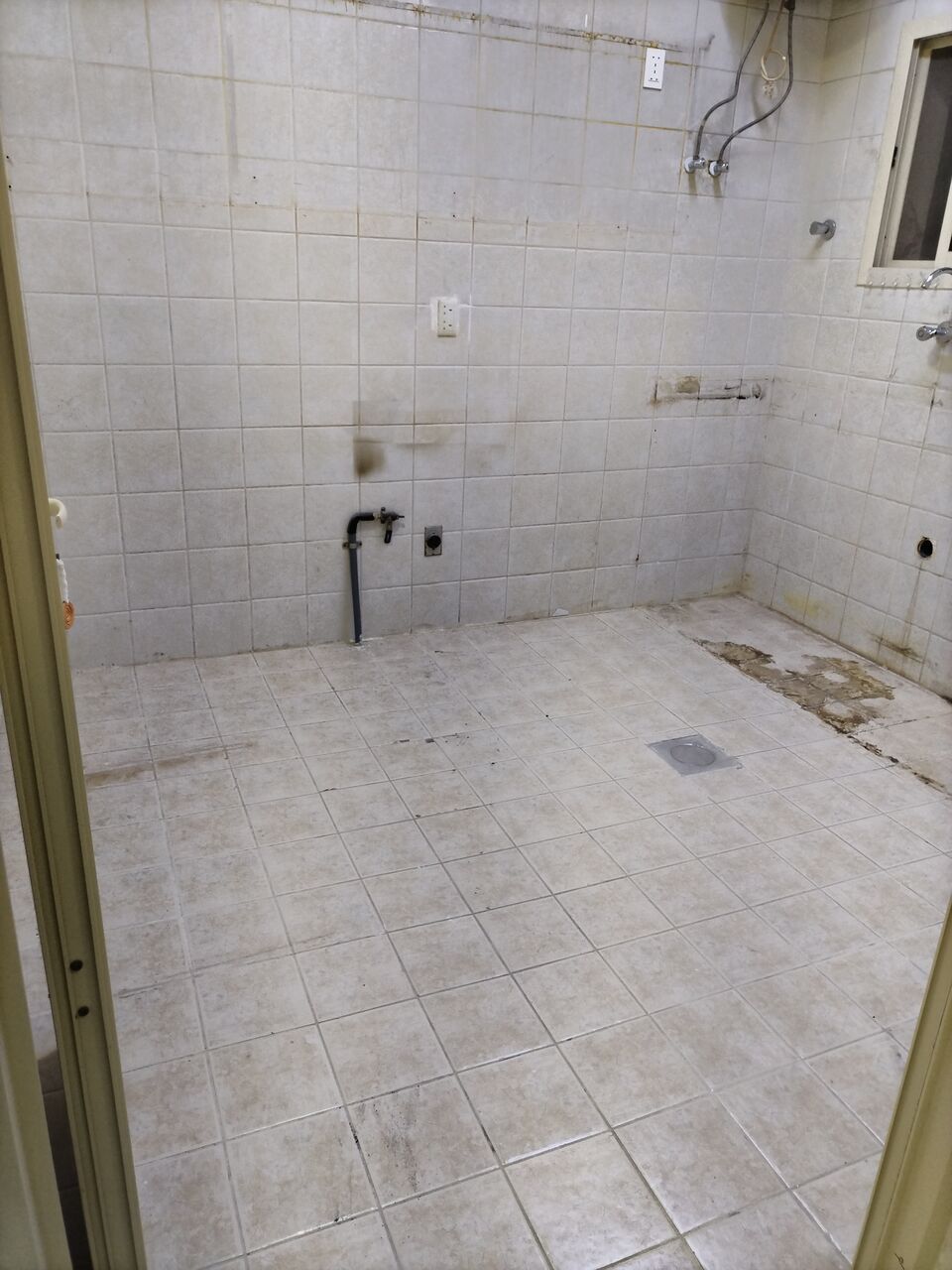 Khobar, Apartments, Flats, Houses & Villas, SAR 23500/year,  4 BR,  Family Apartment For Rent :(4 Rooms Hall Two Bathrooms Kitchen Entrance