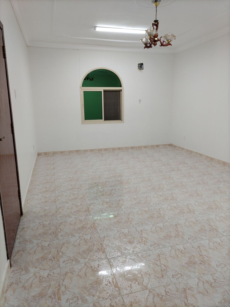 Khobar, Apartments, Flats, Houses & Villas, SAR 23500/year,  4 BR,  Family Apartment For Rent :(4 Rooms Hall Two Bathrooms Kitchen Entrance