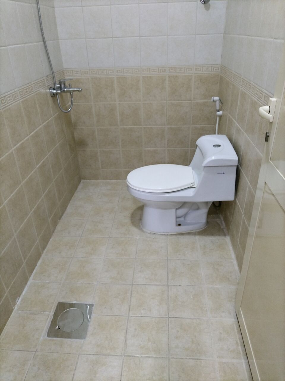 Khobar, Apartments, Flats, Houses & Villas, SAR 23500/year,  4 BR,  Family Apartment For Rent :(4 Rooms Hall Two Bathrooms Kitchen Entrance