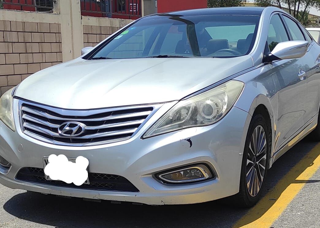 Dammam, Vehicles, Cars & Trucks , SAR 20000,  Hyundai Azera,  2012,  Automatic,  276005 KM,   (  Model ) For Sale
