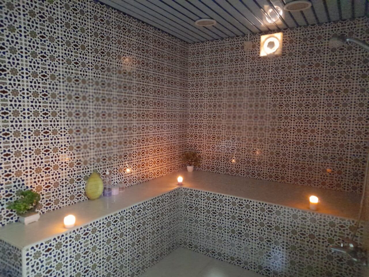 Jid Ali, Businesses For Sale, Ladies Saloon And Spa For Sale With BPC