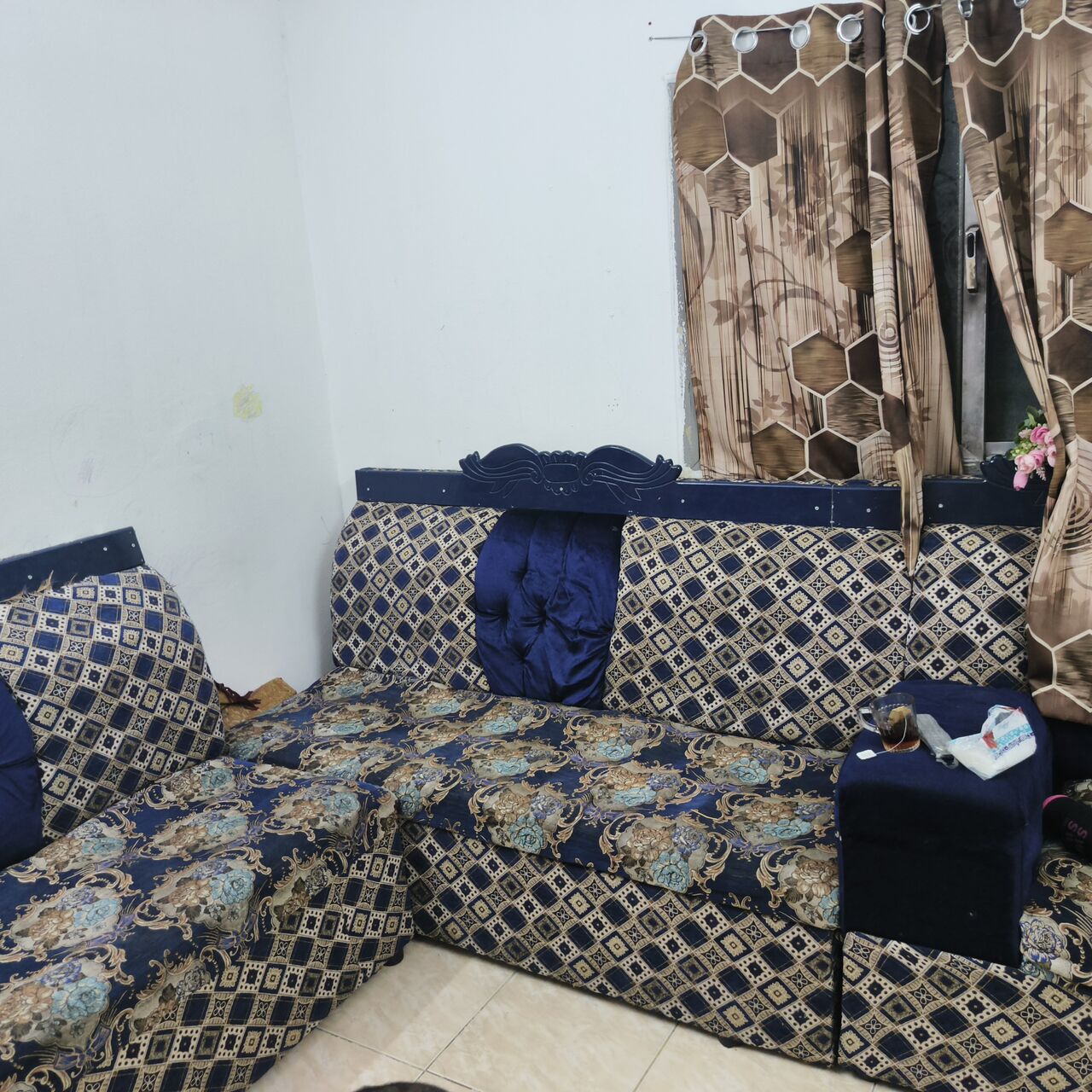 Riyadh, Furniture, SAR 250,  Big Sofa  For 11 Person Lightweight.