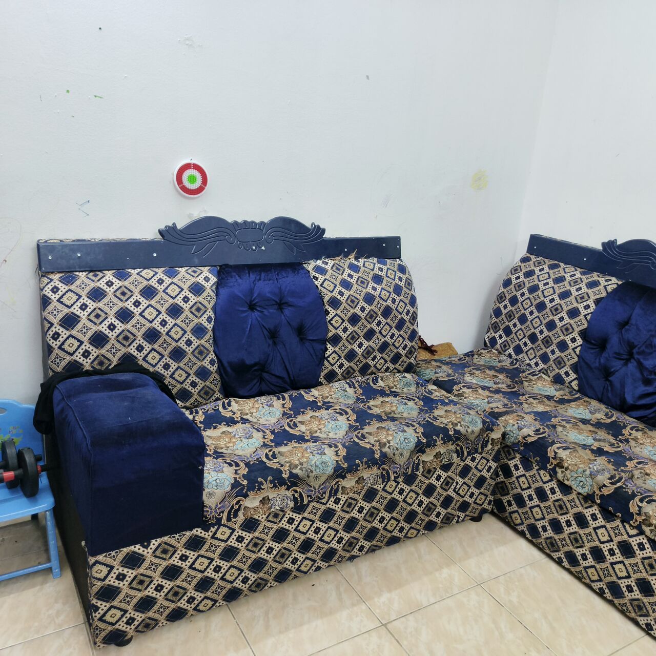 Riyadh, Furniture, SAR 250,  Big Sofa  For 11 Person Lightweight.