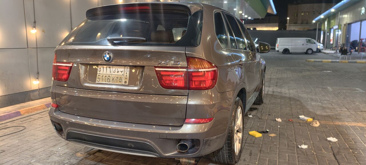 Dammam, Vehicles, Cars & Trucks , SAR 26000,  BMW X5 6 Cylinder Turbo,  2011,  Automatic,  301000 KM,  Bmw  6 Cylinder Twin Turbo